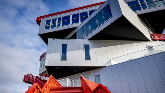 The recognizable red stairs of Portlantis, that lead to the roof