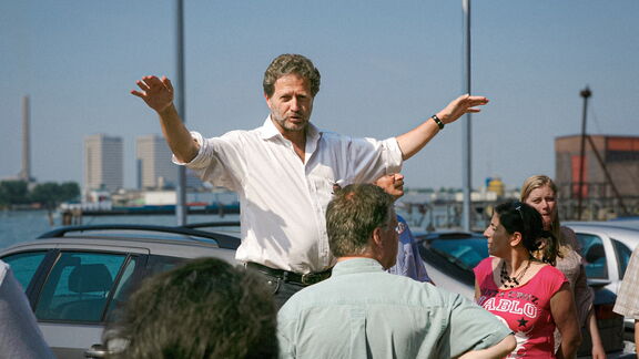 Cor van Asch zette zich bevlogen in voor RDM, zoals hier te zien op archiefbeeld.