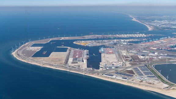 Luchtfoto Maasvlakte 2. Credit: Martens Multimedia