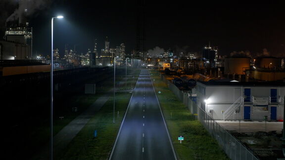 LED-verlichting in de haven van Rotterdeam