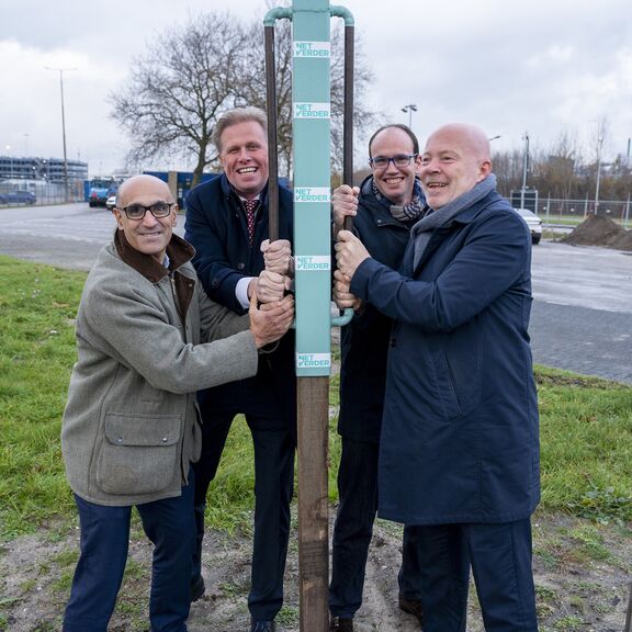 Eerste paal NetVerder
