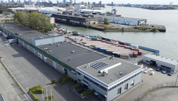 Pilothal vanuit de lucht