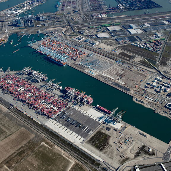 Luchtfoton Maasvlakte